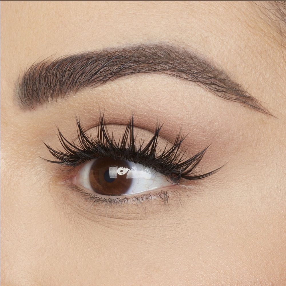 Huda Beauty Sasha Lashes